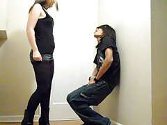 پورن استار ها ballbusting, -, سریع kneeing!!