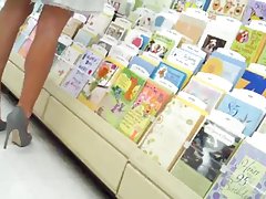 Candid, فیلم سگسی انلاین کفش پاشنه بلند در فروشگاه